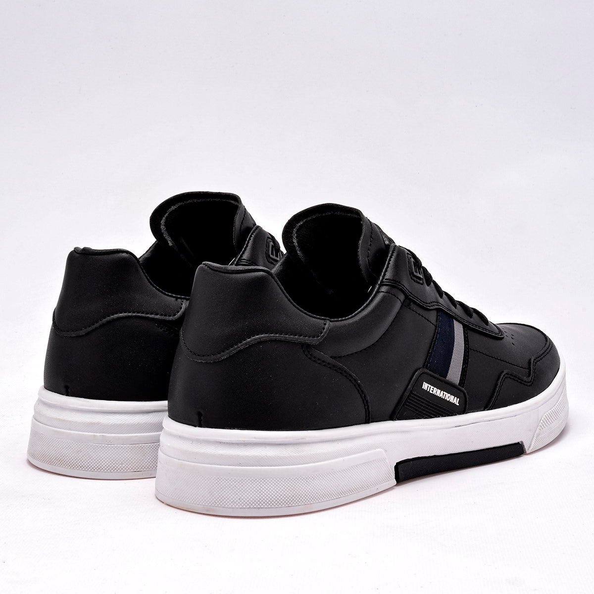 Tenis urbano para hombre marca Clasben Negro cod. 121233