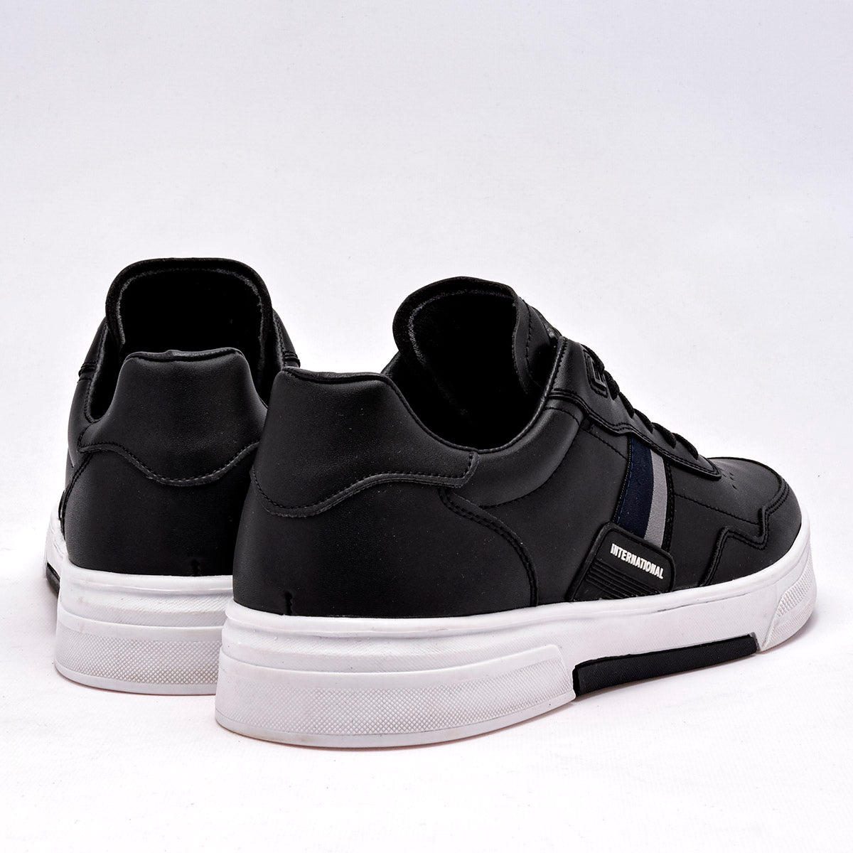 Tenis urbano para hombre marca Clasben Negro cod. 121233