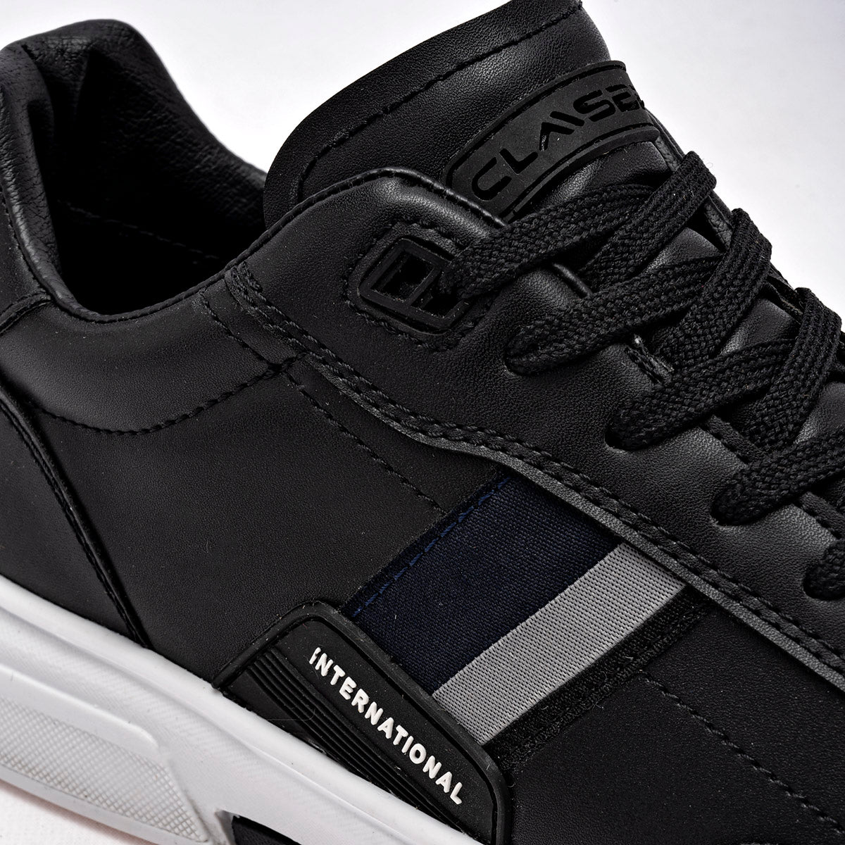 Tenis urbano para hombre marca Clasben Negro cod. 121233