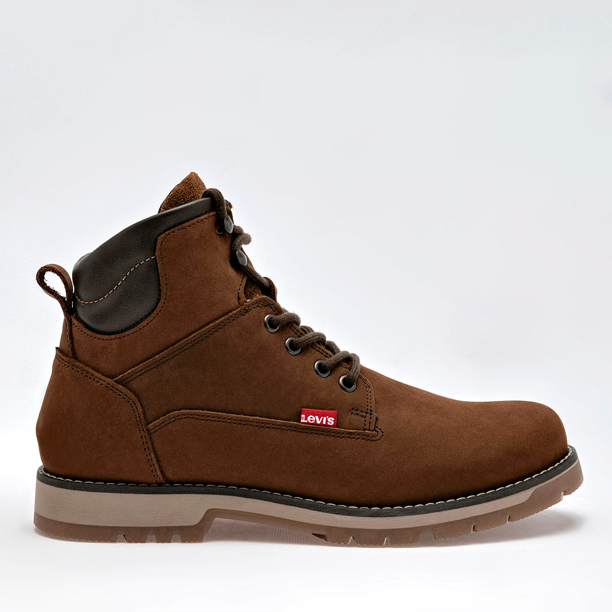 Bota de piel para hombre marca Levi's Café cod. 121318