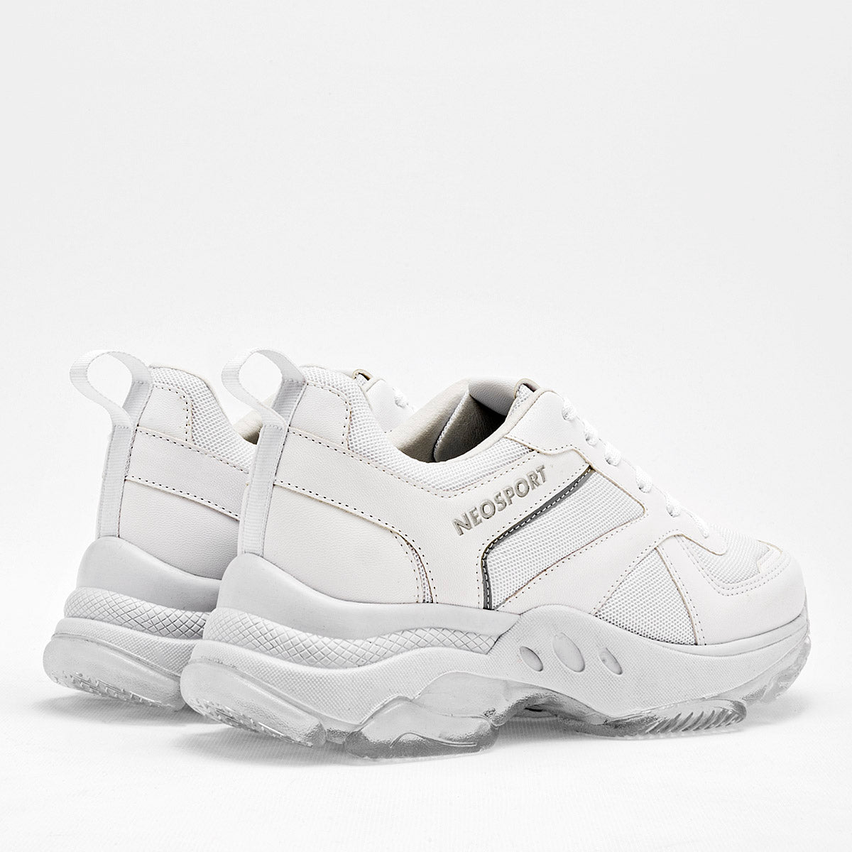 Tenis escolar para joven marca Neosport Blanco cod. 121377