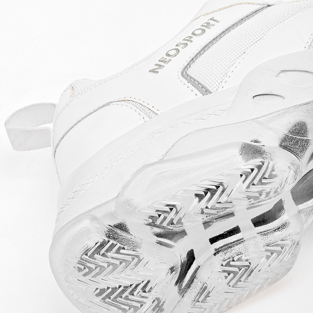 Tenis escolar para joven marca Neosport Blanco cod. 121377