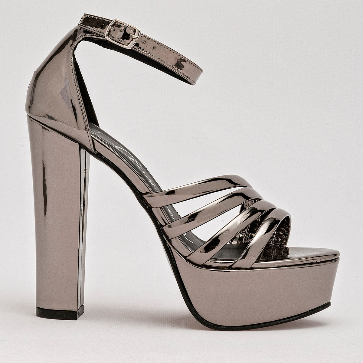 Sandalia para mujer marca Clasben Gris cod. 121534