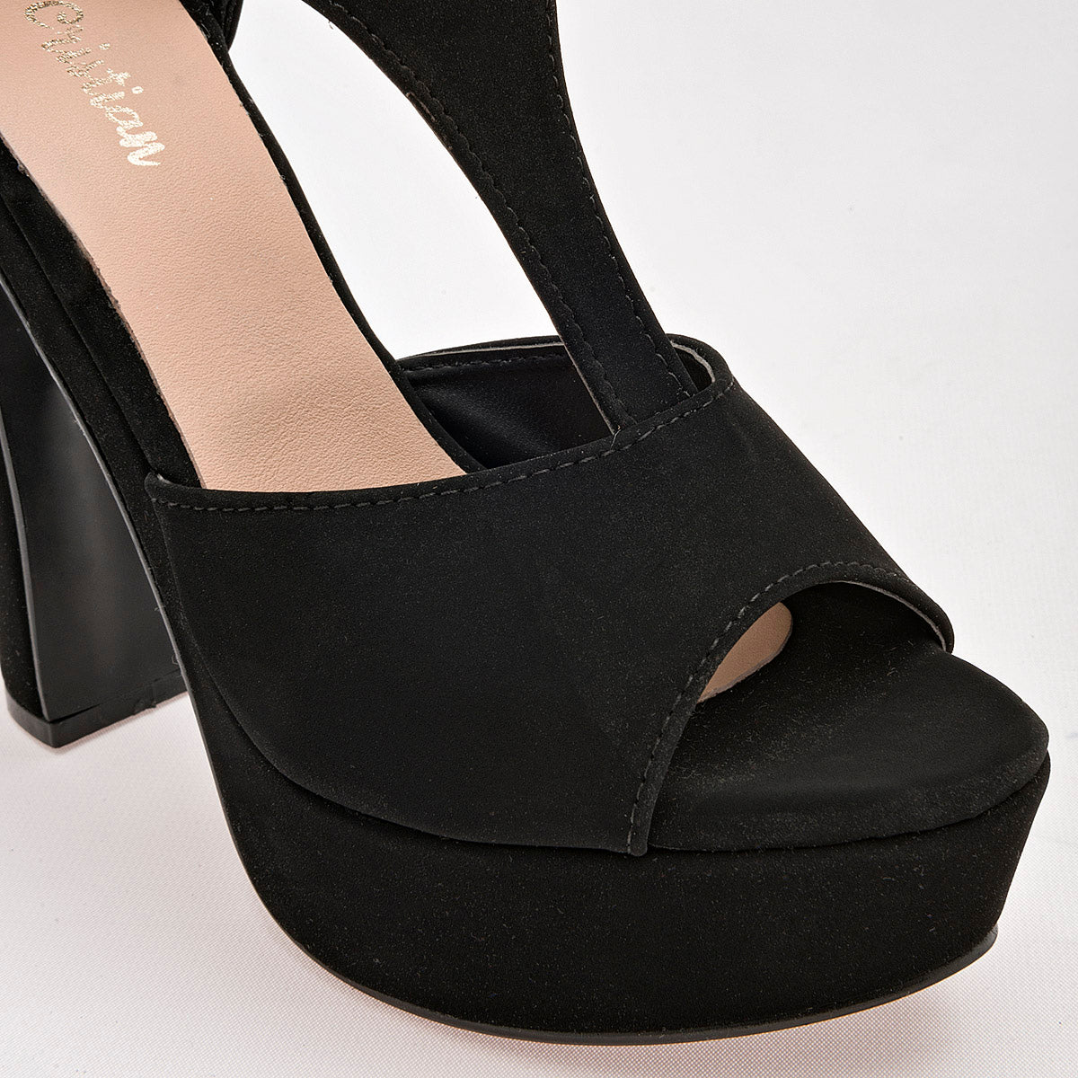 Zapatilla para mujer marca D'Cristian Negro cod. 121561