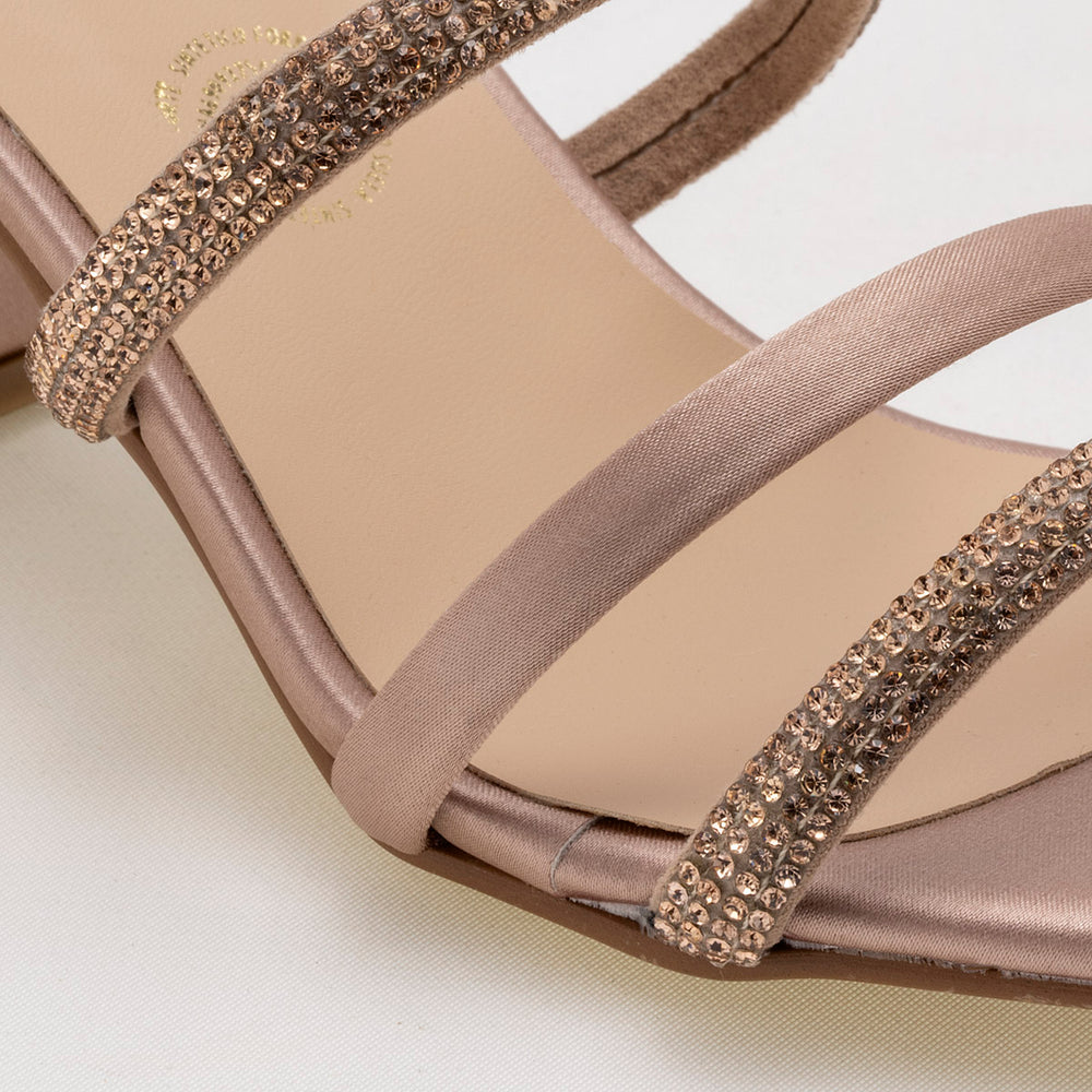 Pakar.com | Tienda online - Zapatilla para mujer Moramora - Envío gratis desde $500