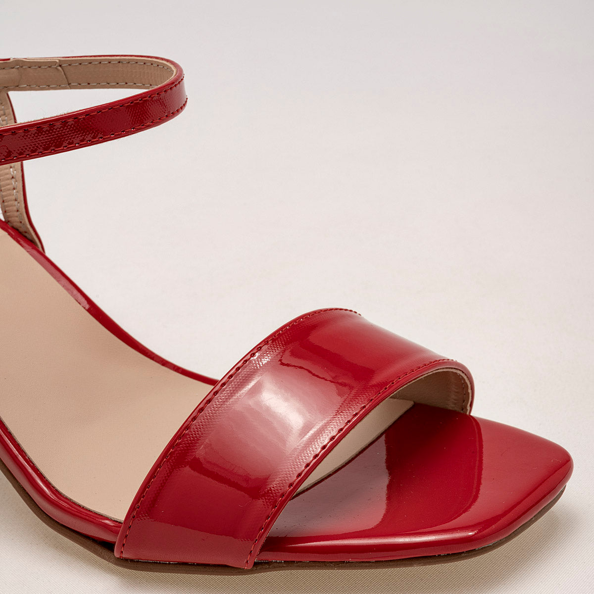 Pakar.com | Tienda online - Zapatilla para mujer Moramora - Envío gratis desde $500
