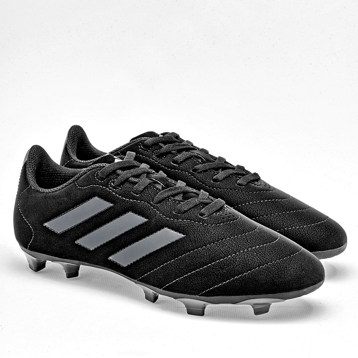 Pakar.com | Tienda online | Calzado Escolar | Tacos de Fútbol Goletto VIII Adidas para hombre | Regreso a clases | Vacaciones de Verano