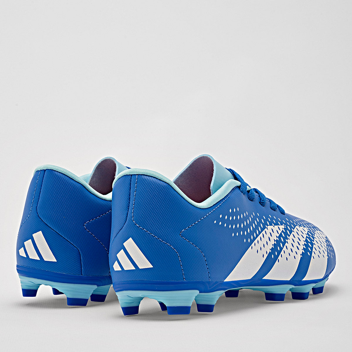 Pakar.com | Tienda online - Tacos de fútbol Predator Accuracy.4 Adidas para hombre
