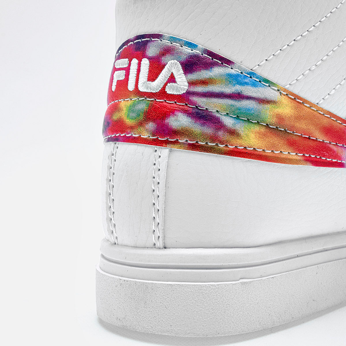 Tenis escolar para joven Vulc 13 Tie Dye Flag para joven marca Fila Blanco cod. 122695