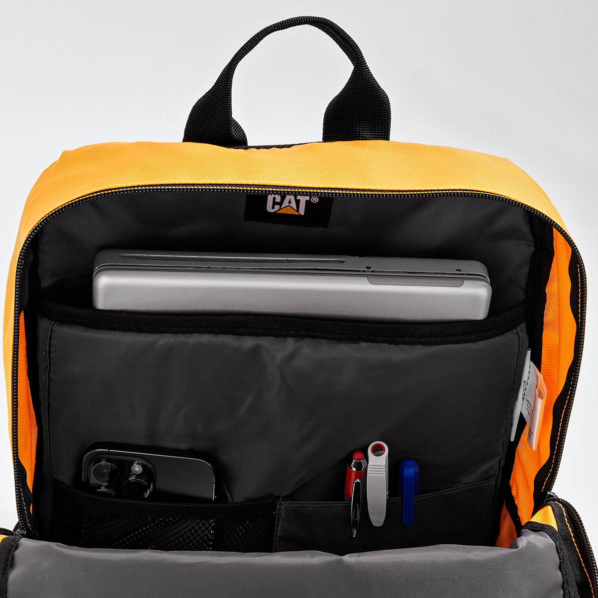 Pakar.com | Tienda online | Calzado Escolar | Mochila Caterpillar unisex | Regreso a clases | Vacaciones de Verano