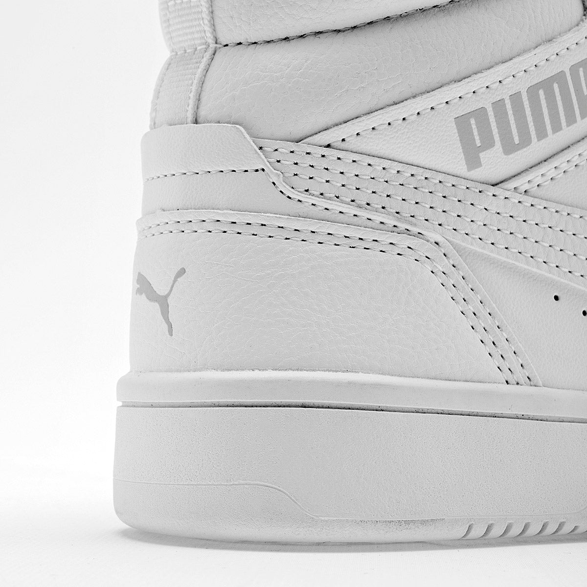 Puma Rebound v6 Mid Jr para Joven marca Puma Blanco cod. 123346