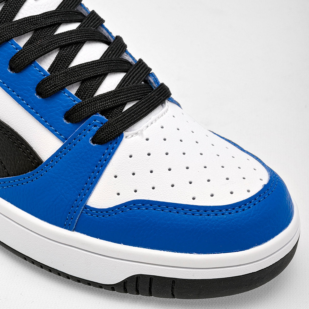 Pakar.com | Tienda online | Calzado Escolar | Tenis urbano tipo botín Rebound v6 Mid Jr Puma para hombre | Regreso a clases | Vacaciones de Verano