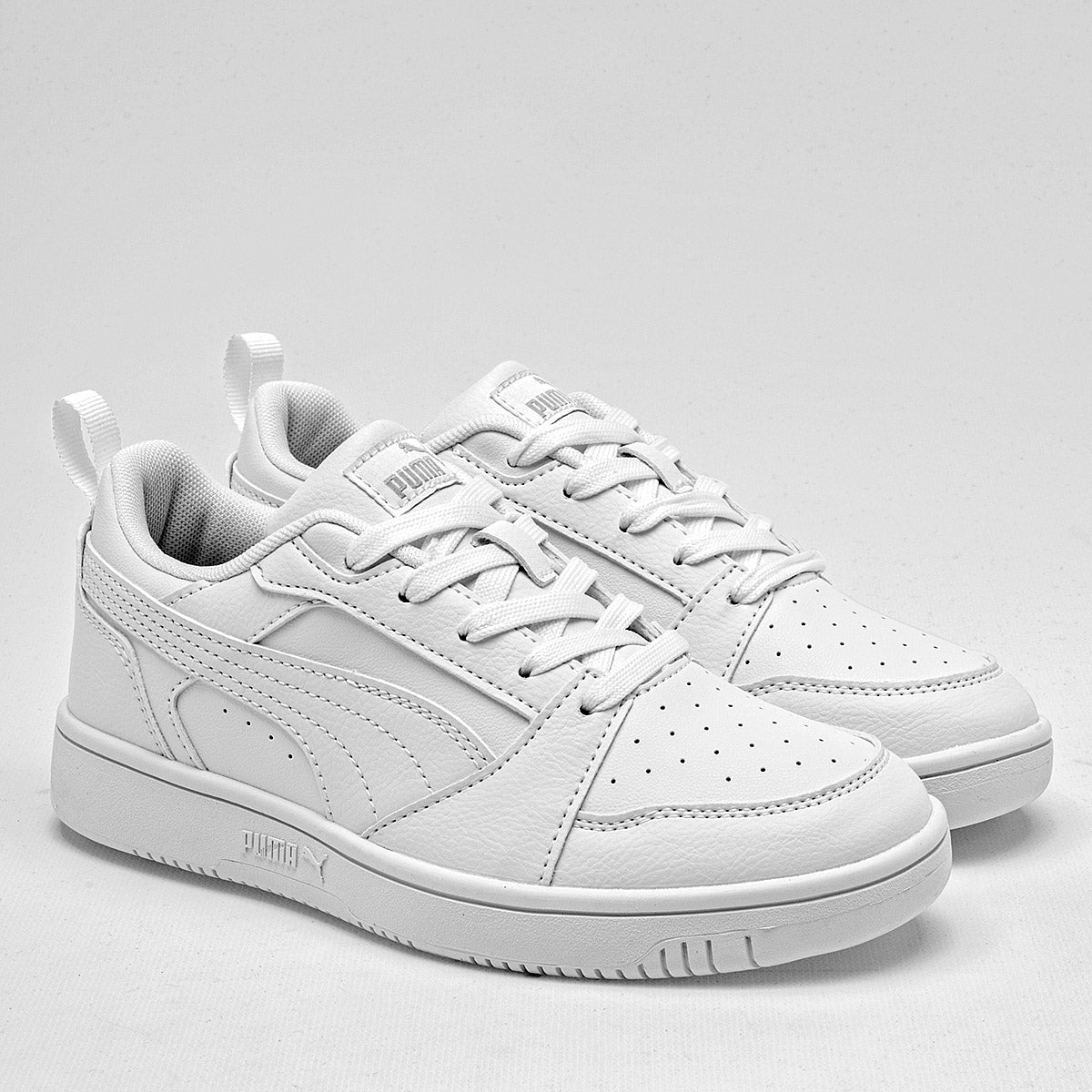 Pakar.com | Tienda online | Calzado Escolar | Tenis urbano Rebound v6 Lo AC Inf Puma para niño | Regreso a clases | Vacaciones de Verano