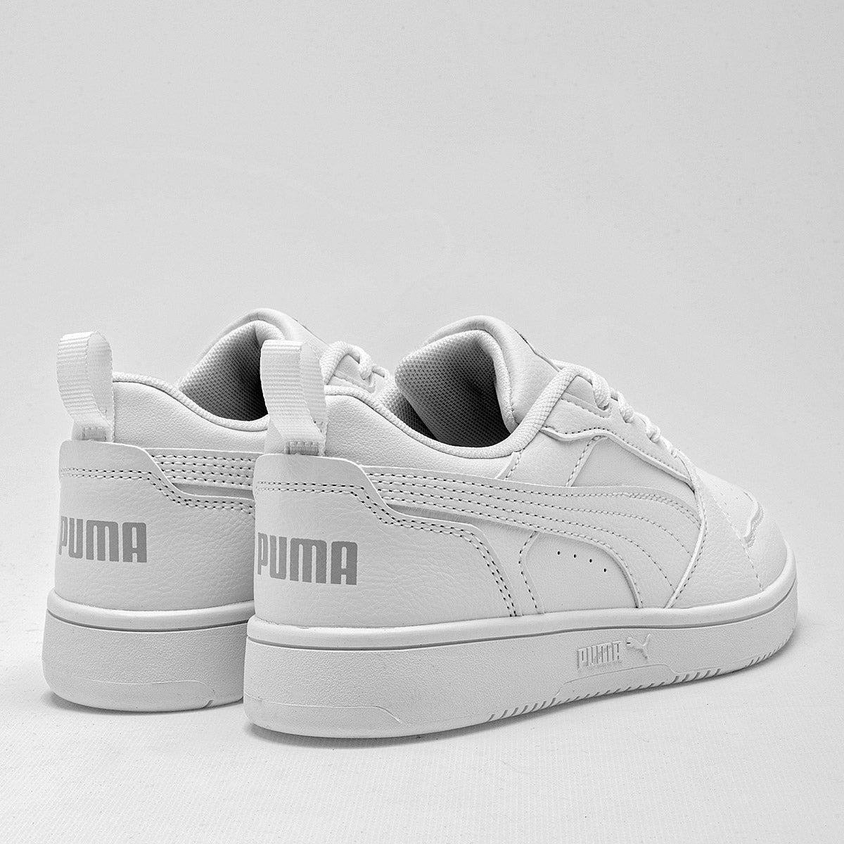 Pakar.com | Tienda online | Calzado Escolar | Tenis urbano Rebound v6 Lo AC Inf Puma para niño | Regreso a clases | Vacaciones de Verano