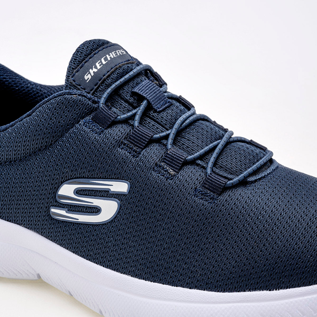 Tenis modelo Summits para mujer marca Skechers Azul Marino cod. 123617