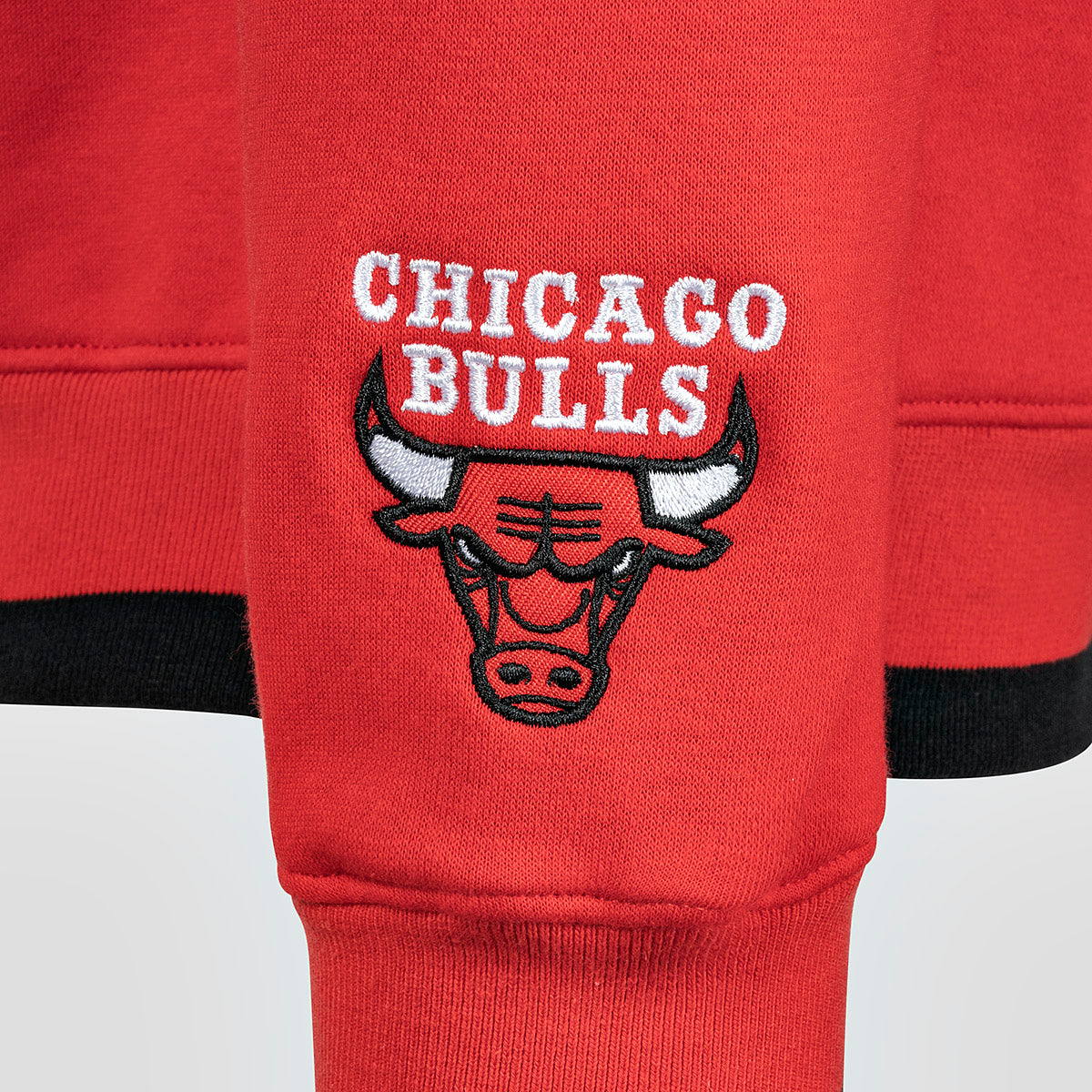 Sudadera para hombre NBA de Chicago Bulls marca Fexpro Negro cod. 124039