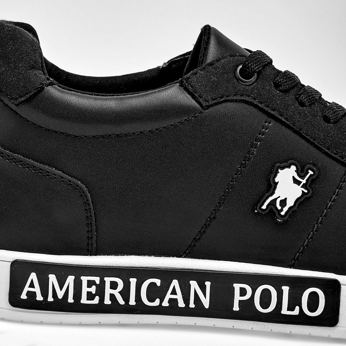 Tenis urbano para hombre marca American Polo Negro cod. 124715