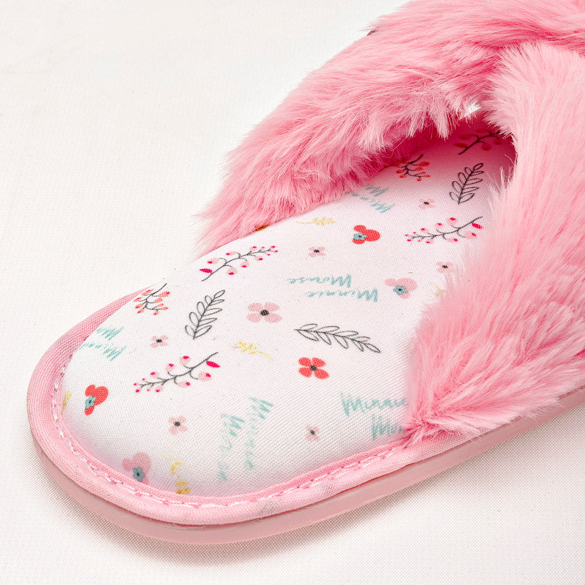 Pantufla para mujer de Minnie Mouse marca Arra Rosa cod. 124750