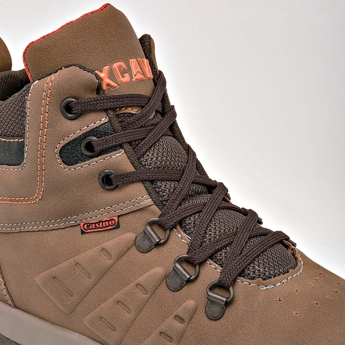 Bota hiking senderismo para hombre marca Bycasino X Café cod. 124858