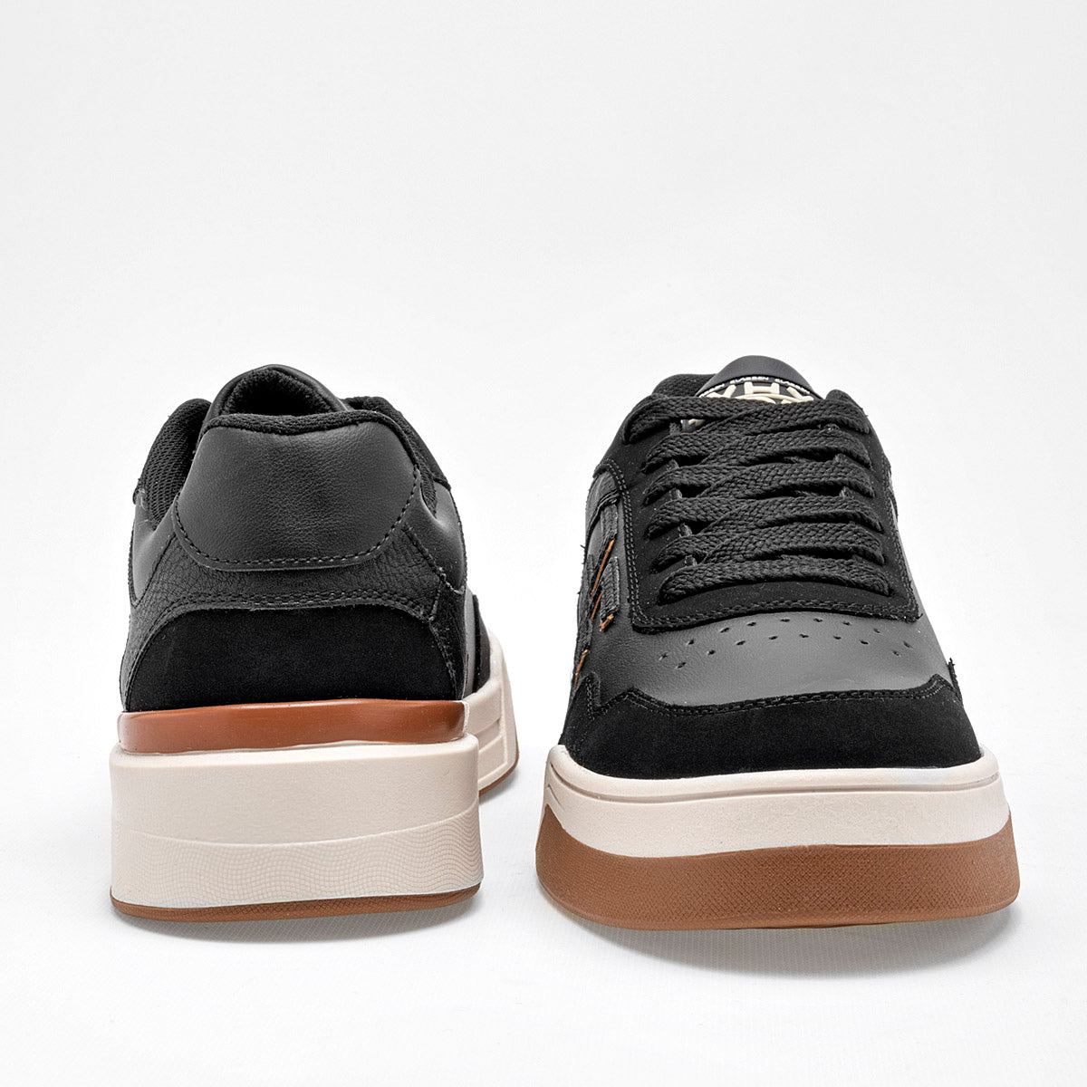 Tenis sneakers comodo casual para hombre marca Clasben Negro cod. 124930