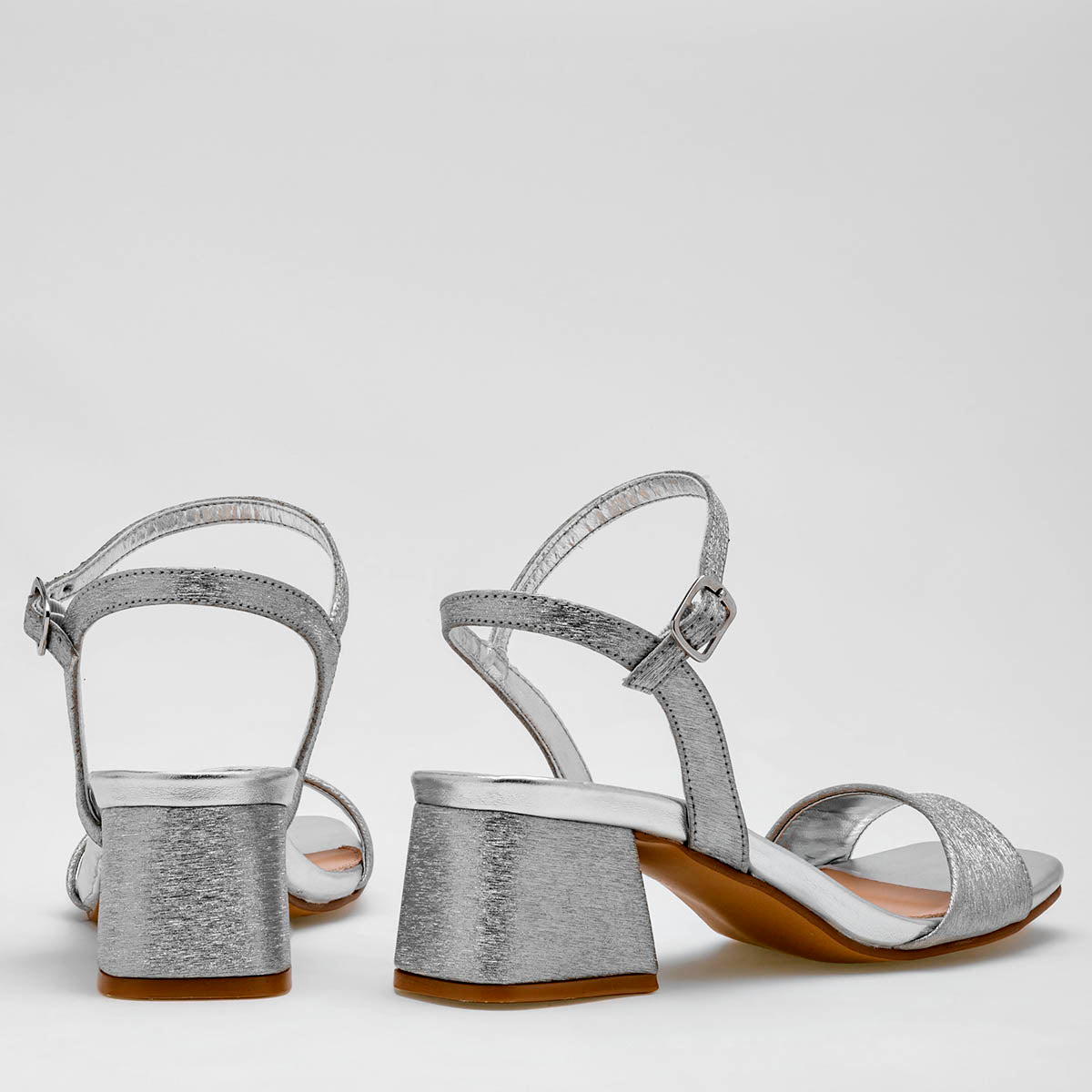Pakar.com | Tienda online | Calzado Escolar | Zapatilla abierta Clasben para mujer | Regreso a clases | Vacaciones de Verano