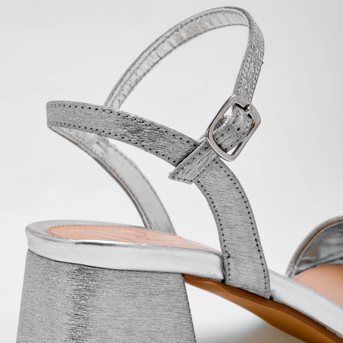 Pakar.com | Tienda online | Calzado Escolar | Zapatilla abierta Clasben para mujer | Regreso a clases | Vacaciones de Verano