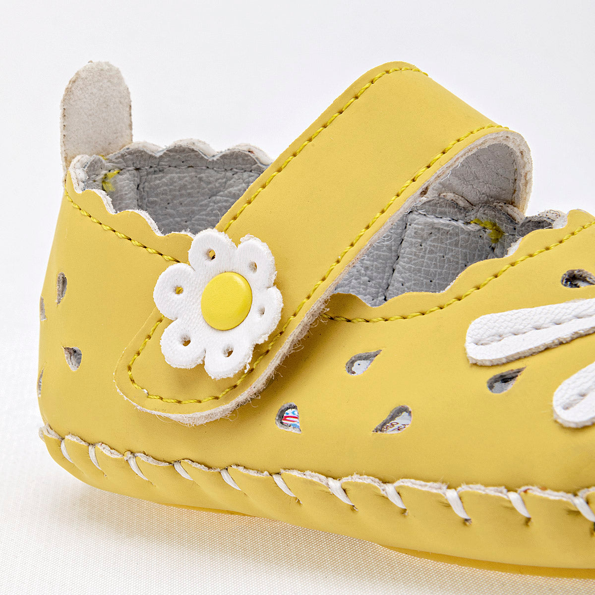 Zapatito para bebé niña marca Delin Kids Amarillo cod. 125028