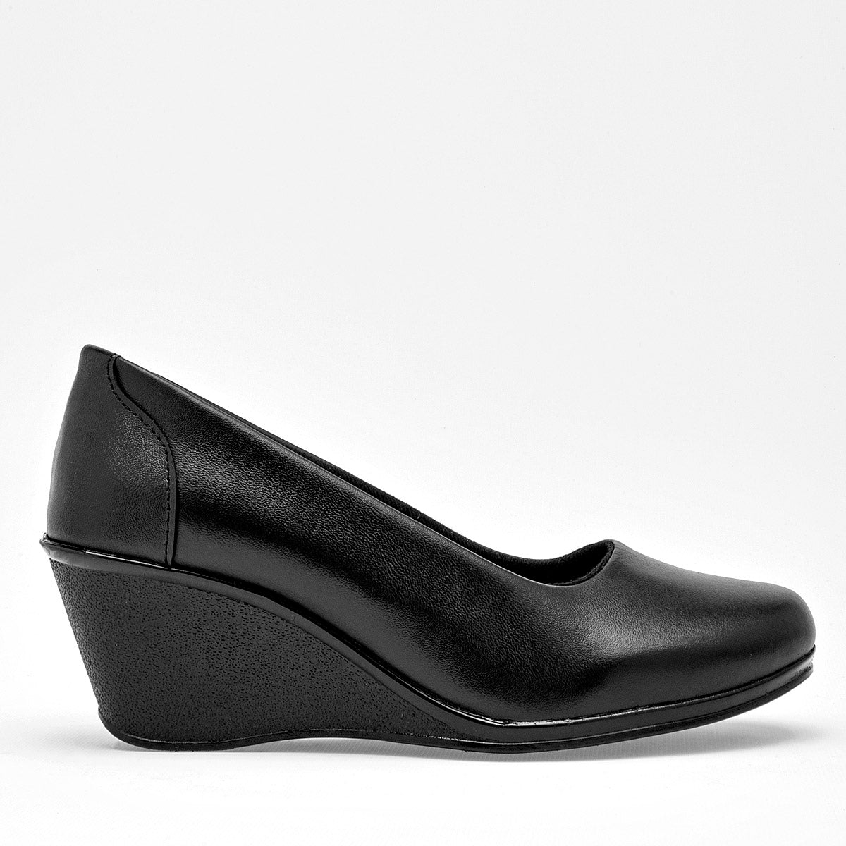 Zapatilla cuña para mujer marca Giland Negro cod. 125185