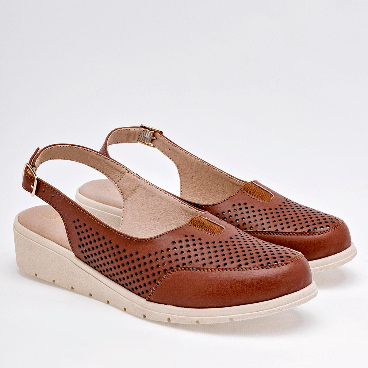 Pakar.com | Tienda online | Calzado Escolar | Sandalia CuÃ±a Confort Gilardi para mujer | Regreso a clases | Vacaciones de Verano