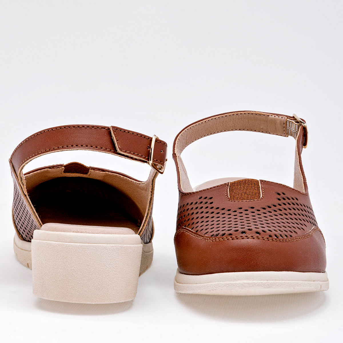 Pakar.com | Tienda online | Calzado Escolar | Sandalia CuÃ±a Confort Gilardi para mujer | Regreso a clases | Vacaciones de Verano