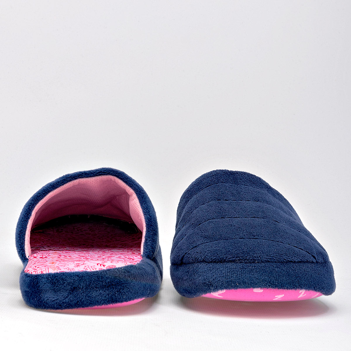 Pantufla para mujer marca Huarachetas Azul marino cod. 125244