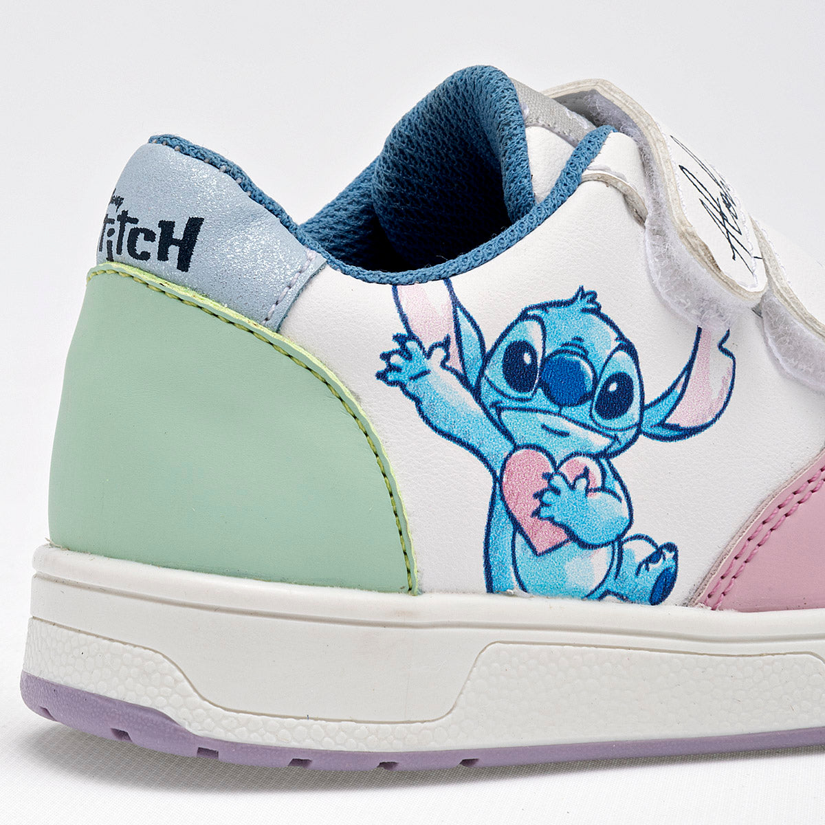Pakar.com | Tienda online | Calzado Escolar | Tenis urbano Lilo & Stitch Tropicana para bebé niña | Regreso a clases | Vacaciones de Verano