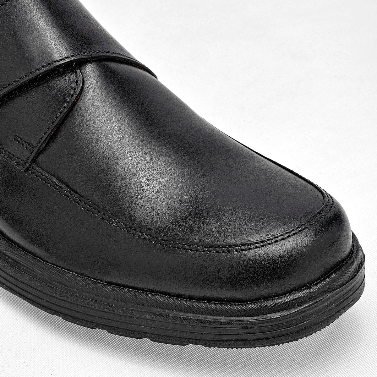 Zapato escolar con velcro para joven marca Merano Negro cod. 125414