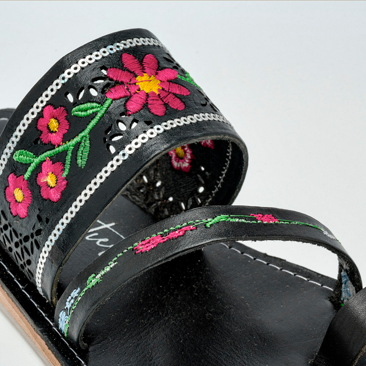Pakar.com | Tienda online - Sandalia para mujer Mora Tierra - Envío gratis desde $500