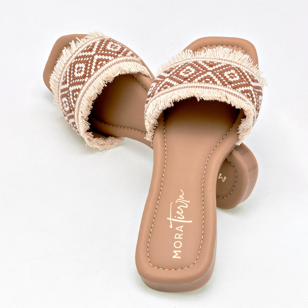 Pakar.com | Tienda online | Calzado Escolar | Sandalia Mora Tierra para mujer | Regreso a clases | Vacaciones de Verano