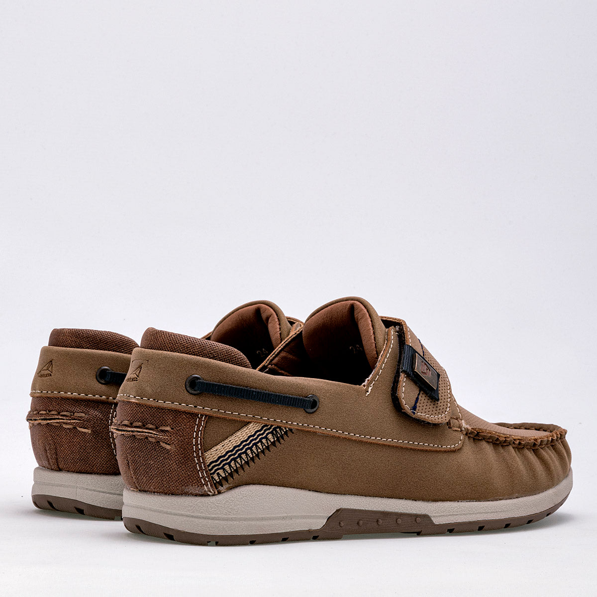 Pakar.com | Tienda online | Calzado Escolar | Mocasíntipo top sider Negro Total para joven | Regreso a clases | Vacaciones de Verano