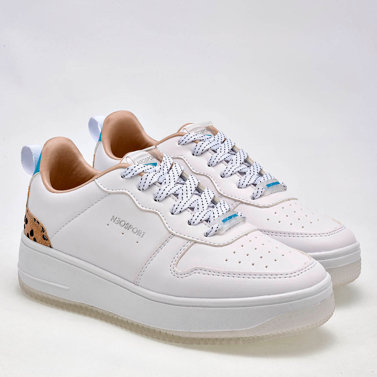 Tenis sneakers chunky para mujer marca Neosport Blanco cod. 125582