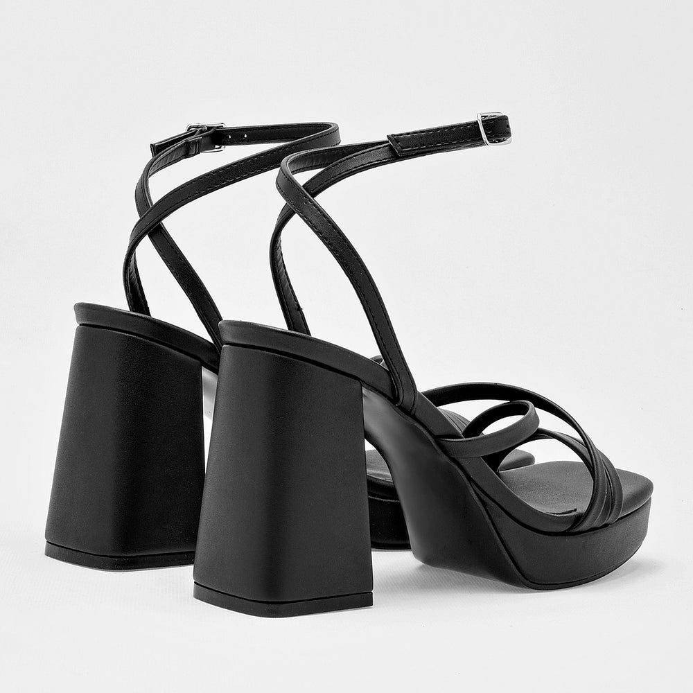 Pakar.com | Tienda online - Zapatilla para mujer Pravia - Envío gratis desde $500