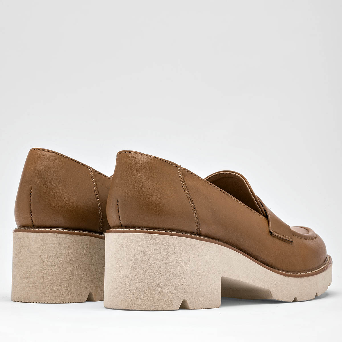 Mocasin chunky para mujer marca Seducta Café cod. 125716