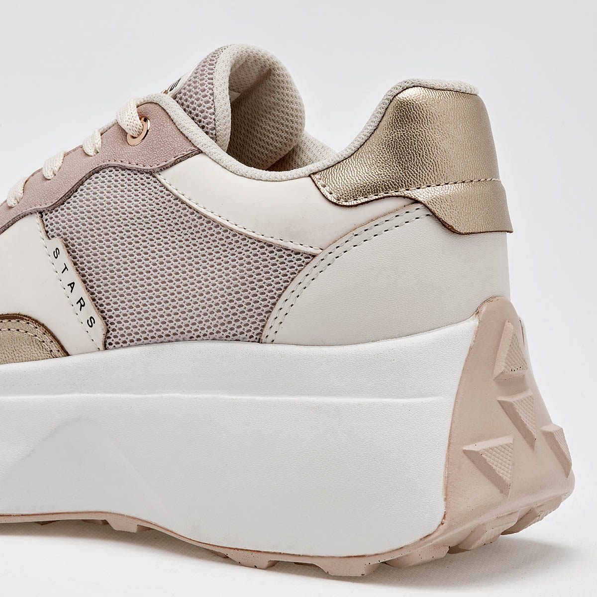 Tenis sneakers chunky para mujer marca Stars Of The World Beige cod. 125781