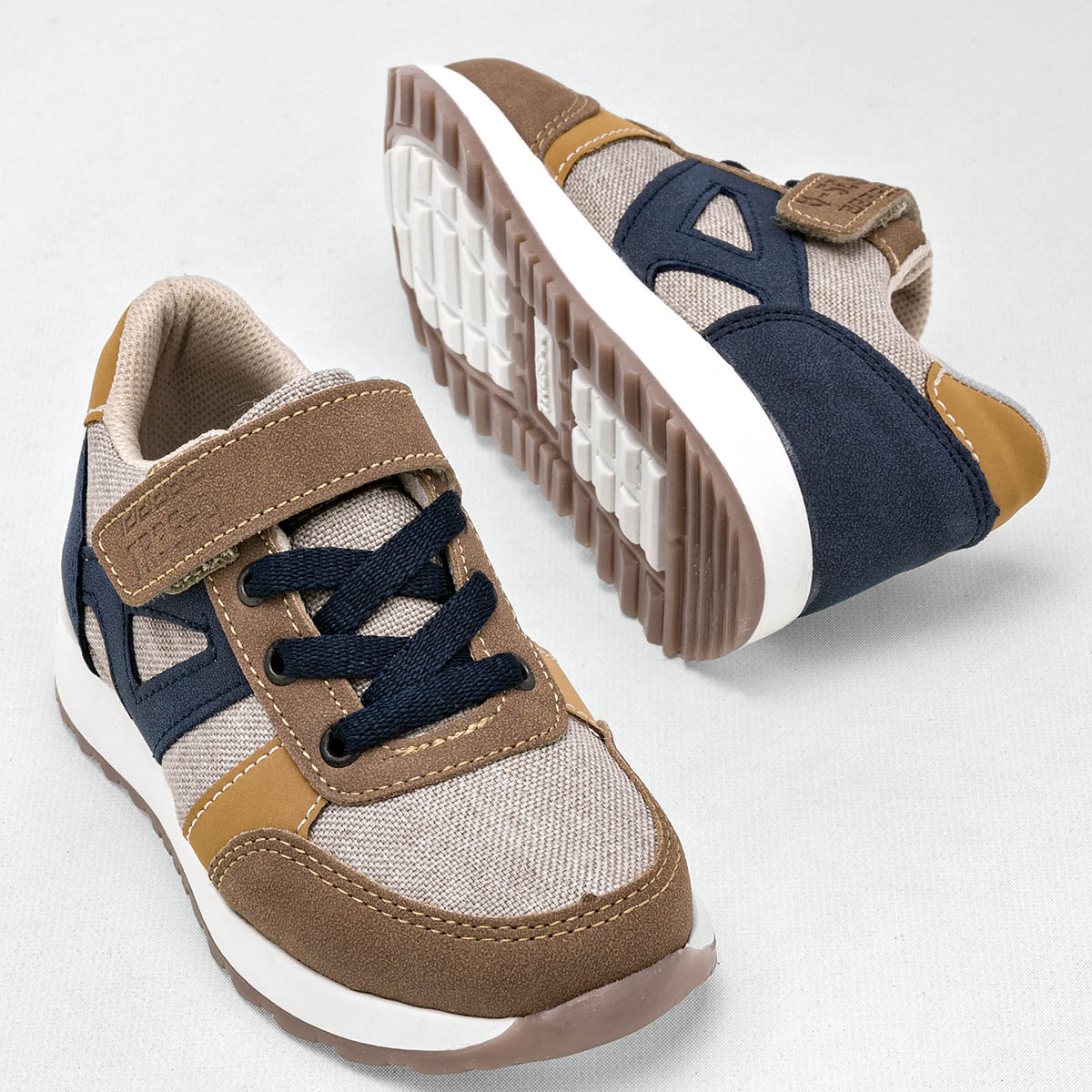 Pakar.com | Tienda online | Calzado Escolar | Tenis Tres-A para Niño preescolar | Regreso a clases | Vacaciones de Verano