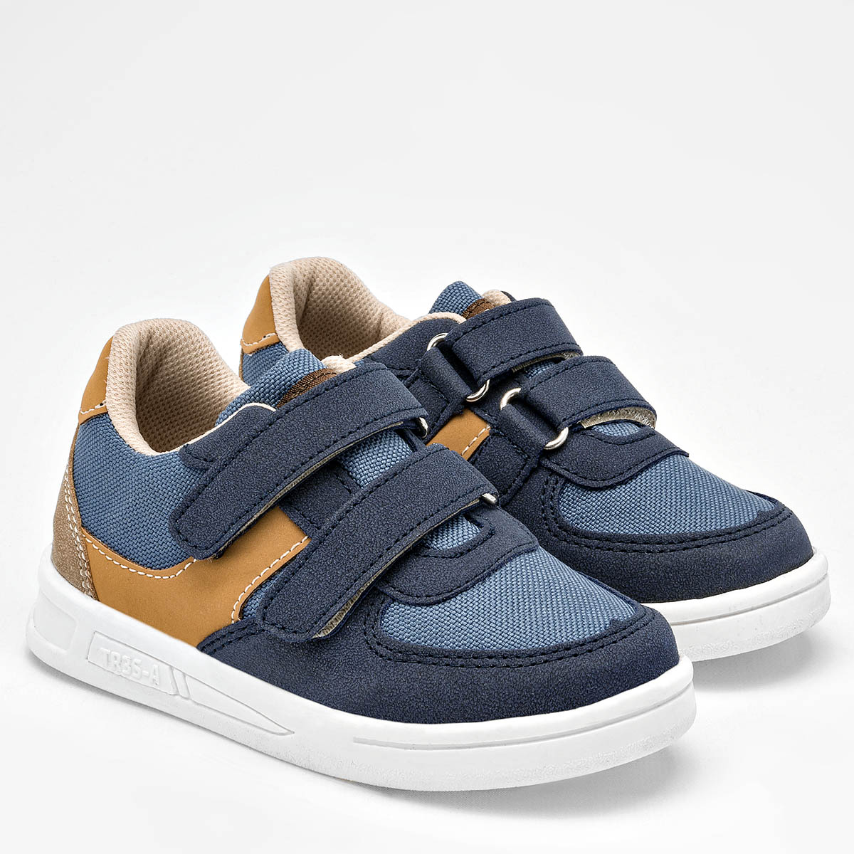 Pakar.com - Julio: Vacaciones de Verano | Zapato casual para niño Tres-A cod-125852