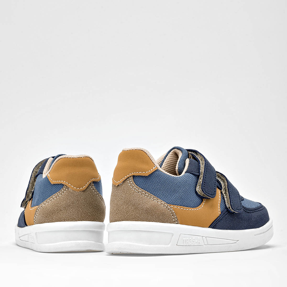 Pakar.com | Tienda online - Zapato casual para Niño preescolar Tres-A - Envío gratis desde $500