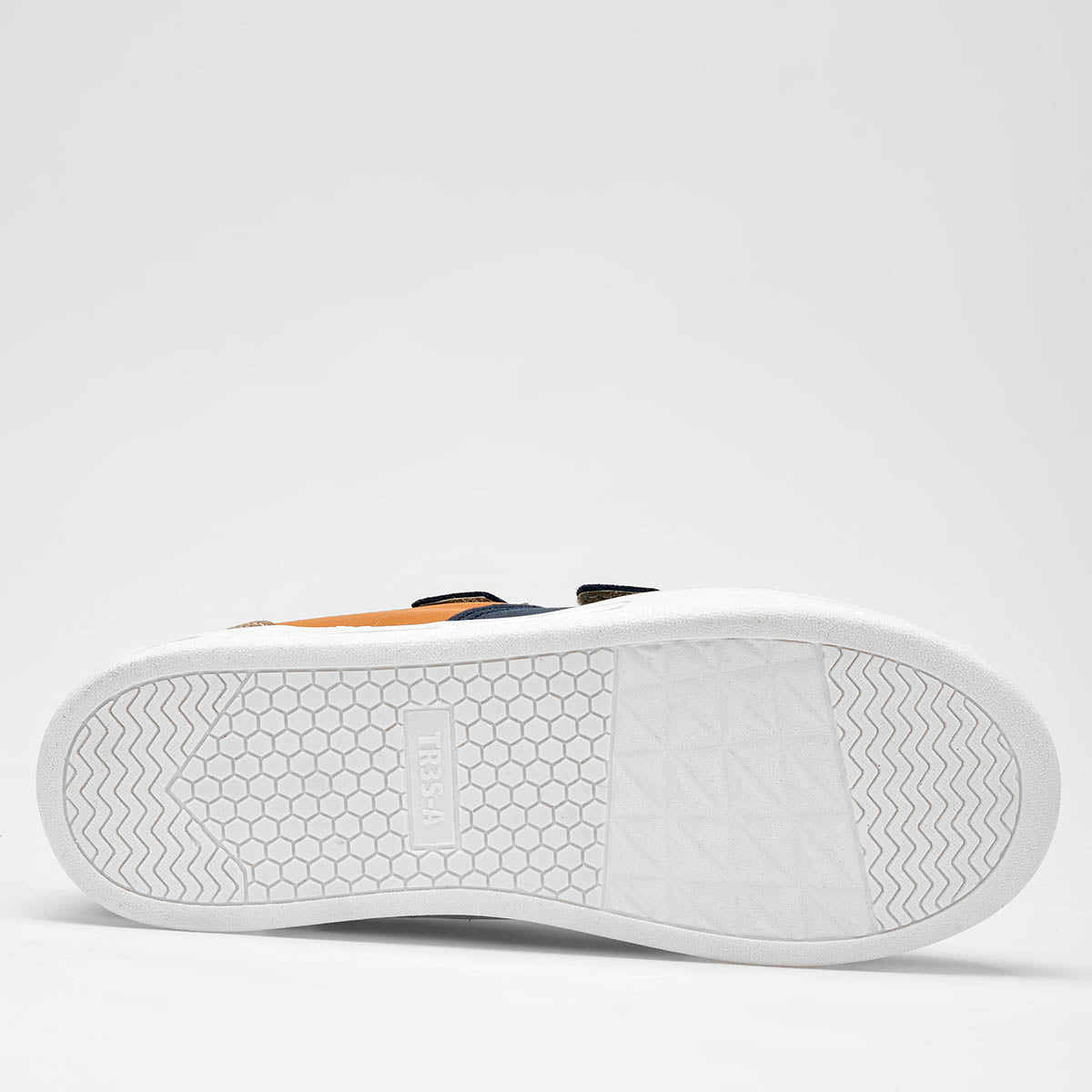 Pakar.com | Tienda online | Calzado Escolar | Zapato casual Tres-A para Niño | Regreso a clases | Vacaciones de Verano