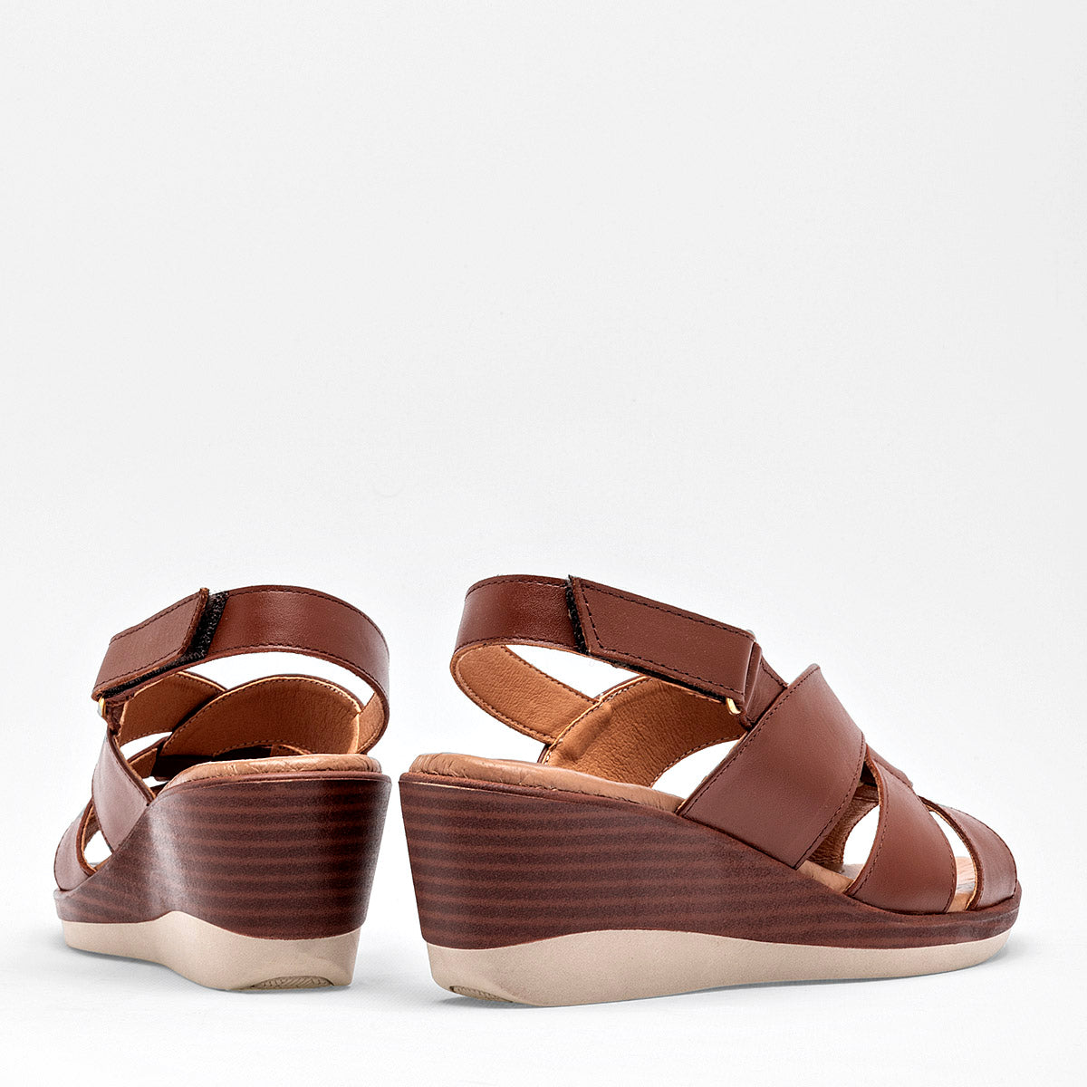 Pakar.com | Tienda online | Calzado Escolar | Sandalia Cuña Cruz Shoes para mujer | Regreso a clases | Vacaciones de Verano