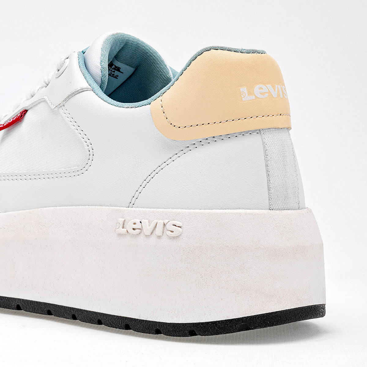 Tenis escolar para joven marca Levi's Blanco cod. 126086