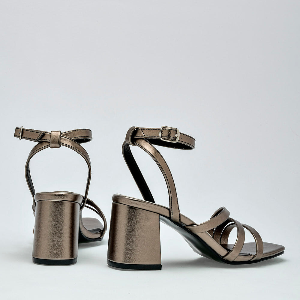 Pakar.com | Tienda online - Zapatilla para mujer Moramora - Envío gratis desde $500