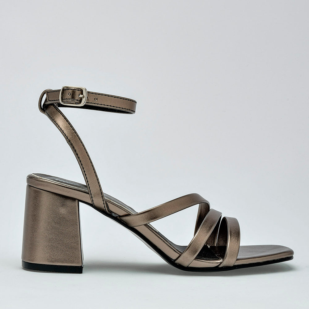 Pakar.com | Tienda online - Zapatilla para mujer Moramora - Envío gratis desde $500