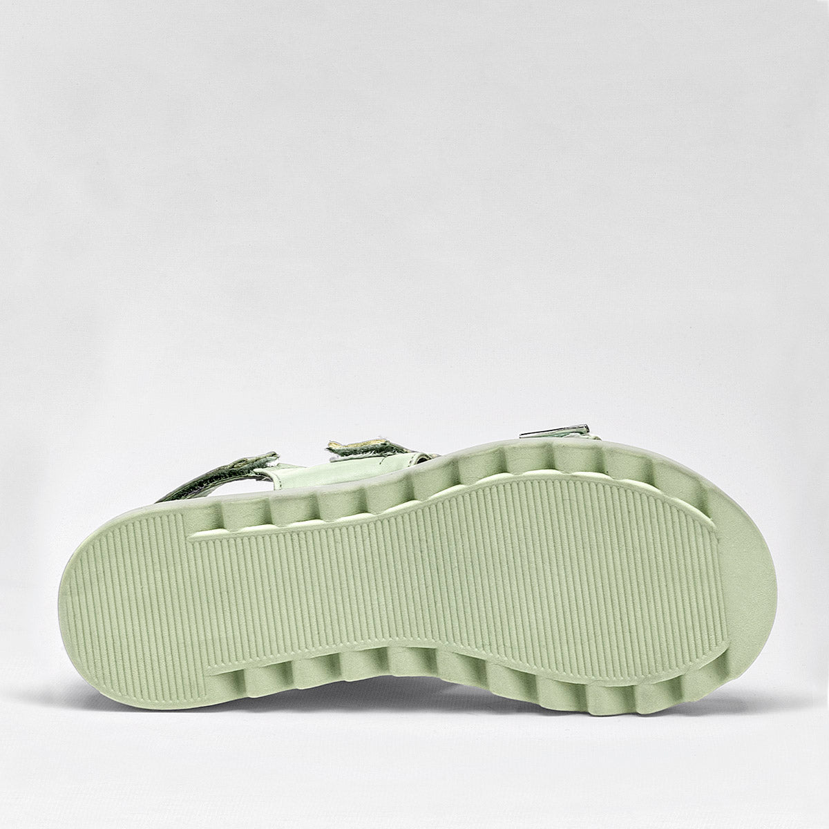 Sandalia chunky para mujer marca Clasben Verde cod. 126218