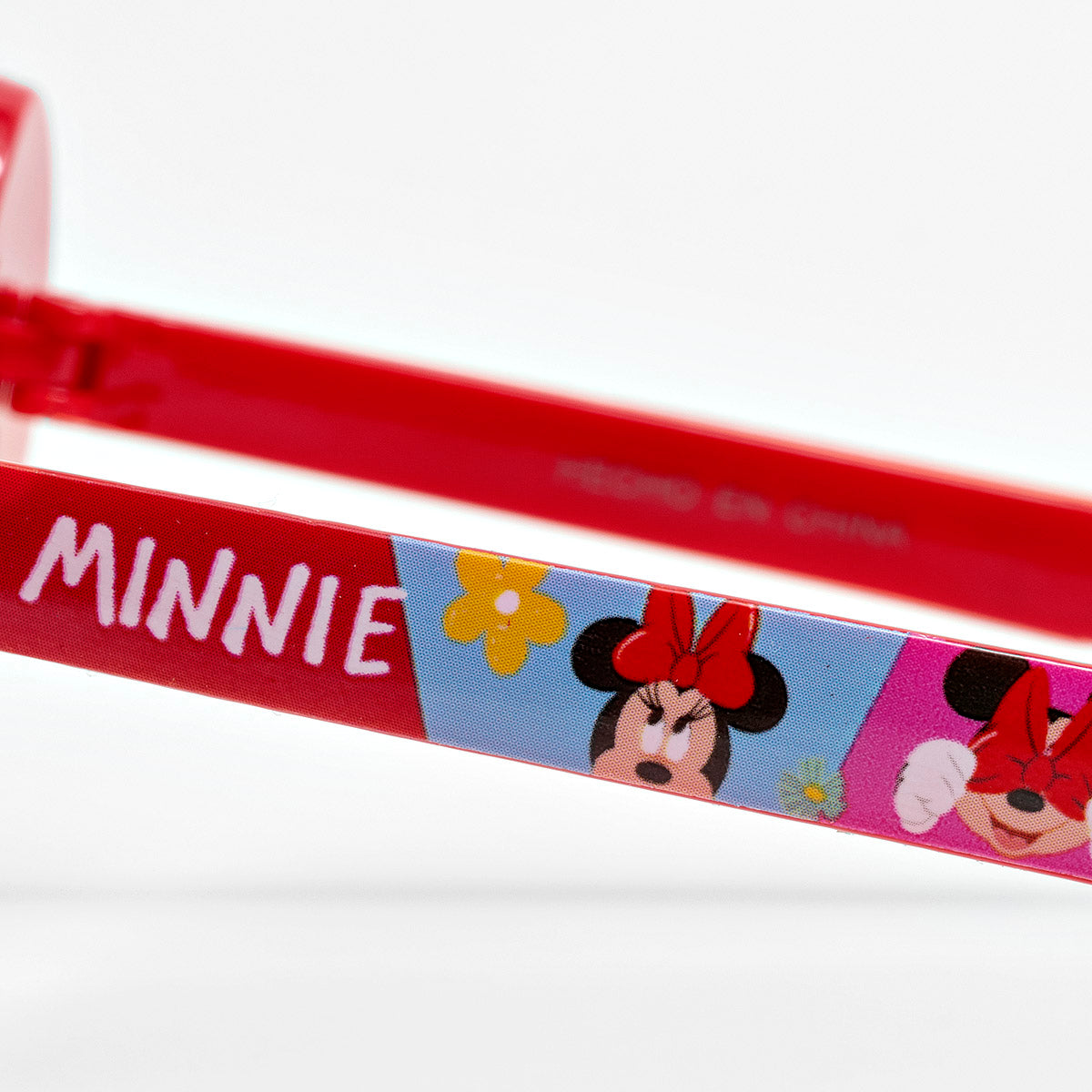 Lentes para sol Minnie infantil marca Gairet Multicolor cod. 126721